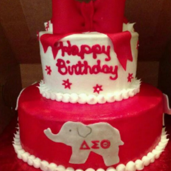 Meet your Posher, Andrea - Picture 1 of 1